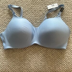 38D Torrid Dream wireless bra lightly lined NWT